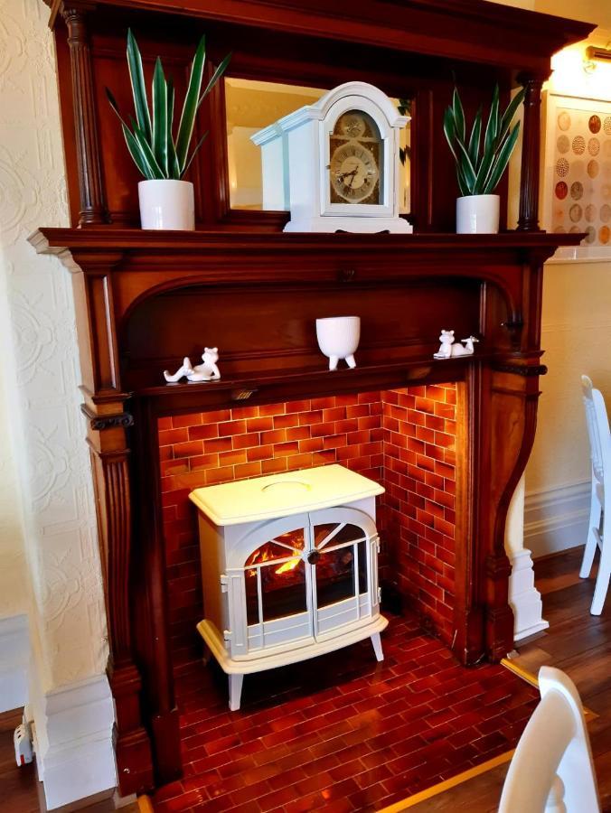 Savoy Hotel Fleetwood Bagian luar foto