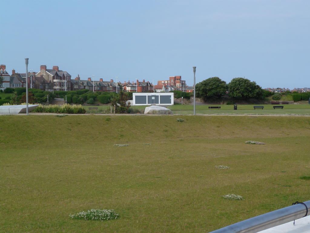 Savoy Hotel Fleetwood Bagian luar foto