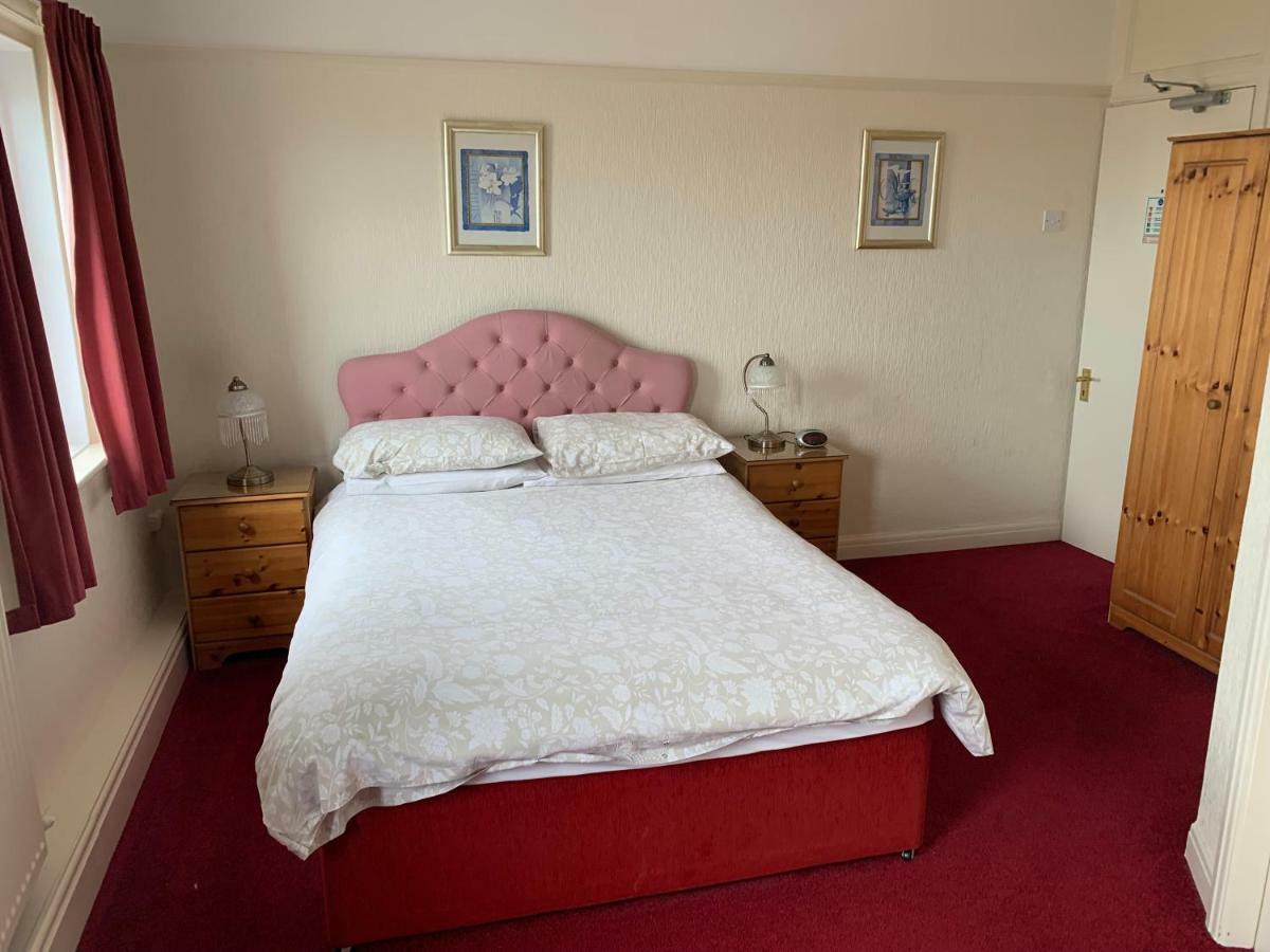 Savoy Hotel Fleetwood Bagian luar foto